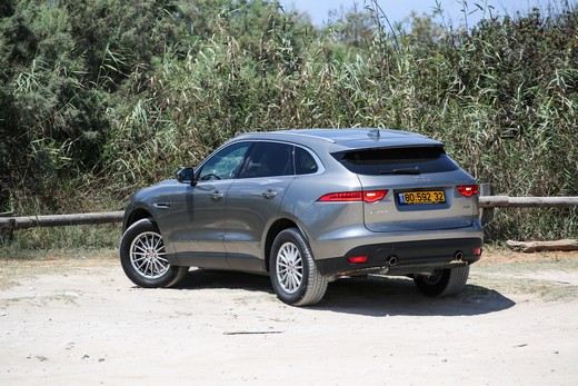 יגואר F-PACE