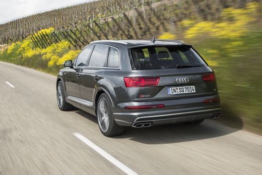 אודי SQ7