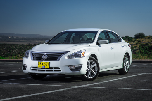 ניסאן אלטימה