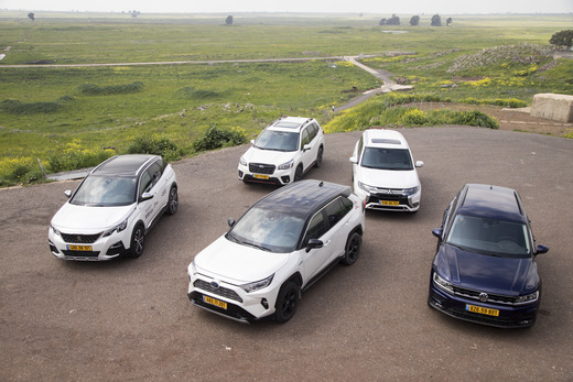 השוואתי ג'פונים השוואתי ג'פונים