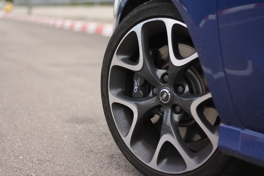 אופל קורסה OPC