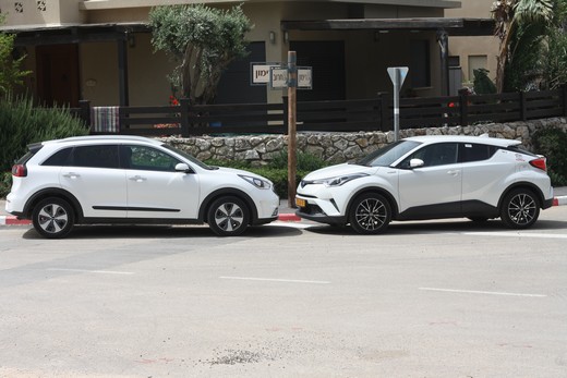 טויוטה C-HR נגד קיה נירו טויוטה C-HR נגד קיה נירו