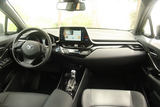 טויוטה C-HR טויוטה C-HR